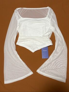 Floerns White Long Sleeve Mesh Bell-Sleeve Crop Top